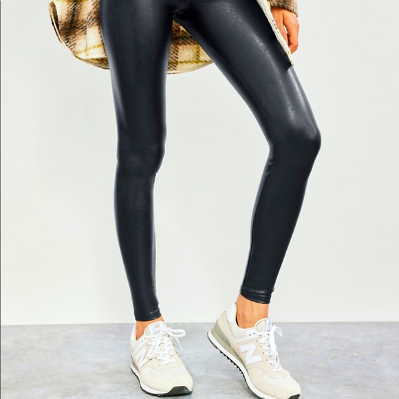 Wilfred Free Daria Vegan Leather Pants-Black - Picture 1 of 9